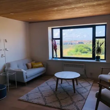 Sfeervol Apartment, Petit Ensor شقة